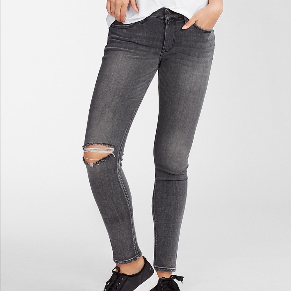 NWT Grey Express Jeans